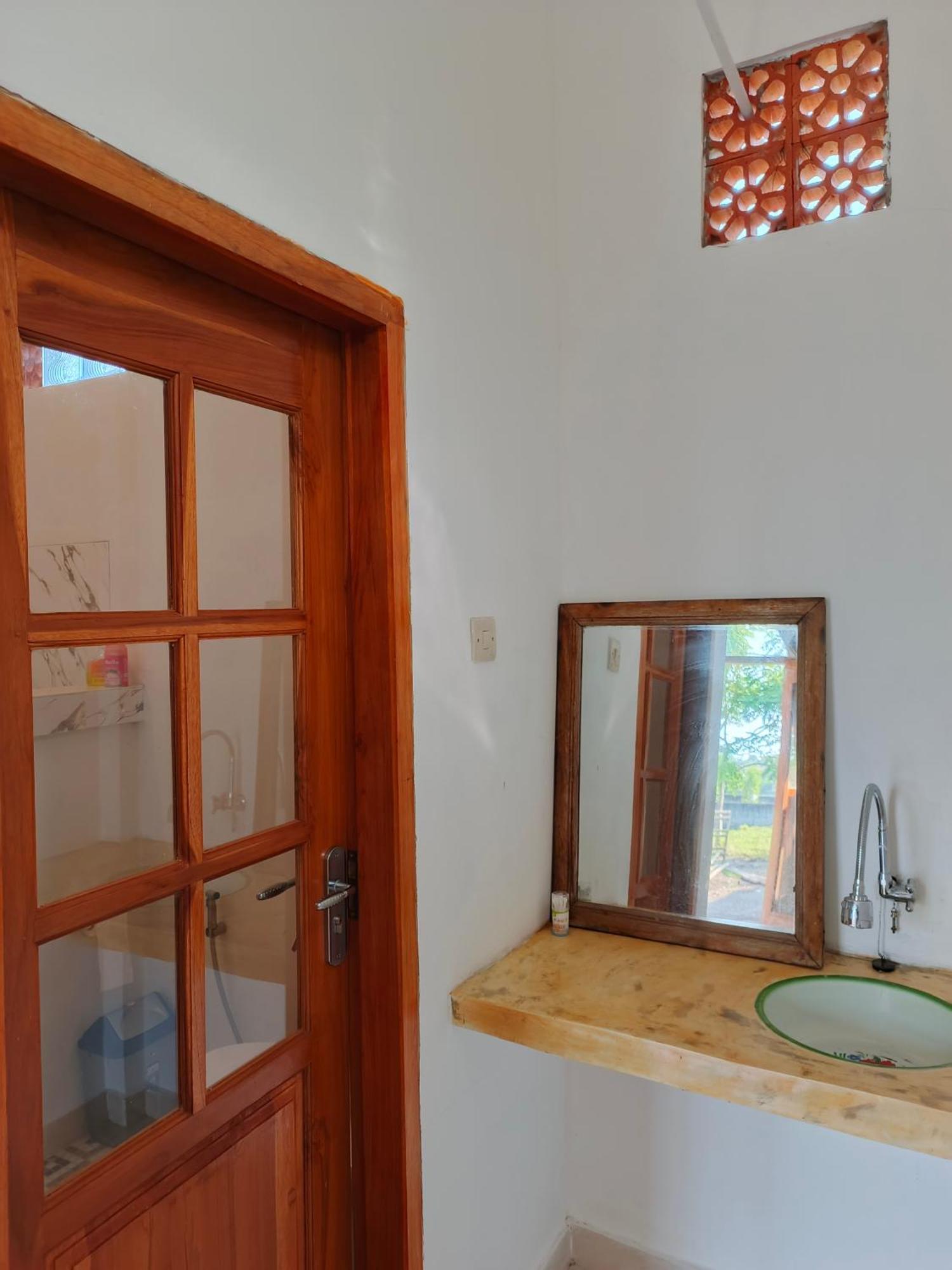 Friend House Stay & Surf Airsatang Exterior foto